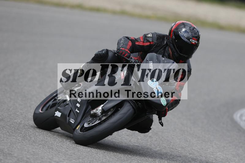 /09 19.04.2026  Caremotion get faster ADR/Gruppe gruen/82